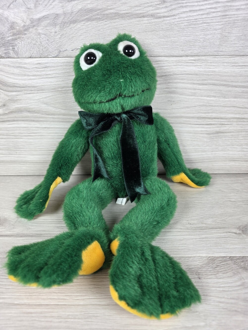Vtg Plush Frog Soft Green Stuffed Animal Whimsical SU64